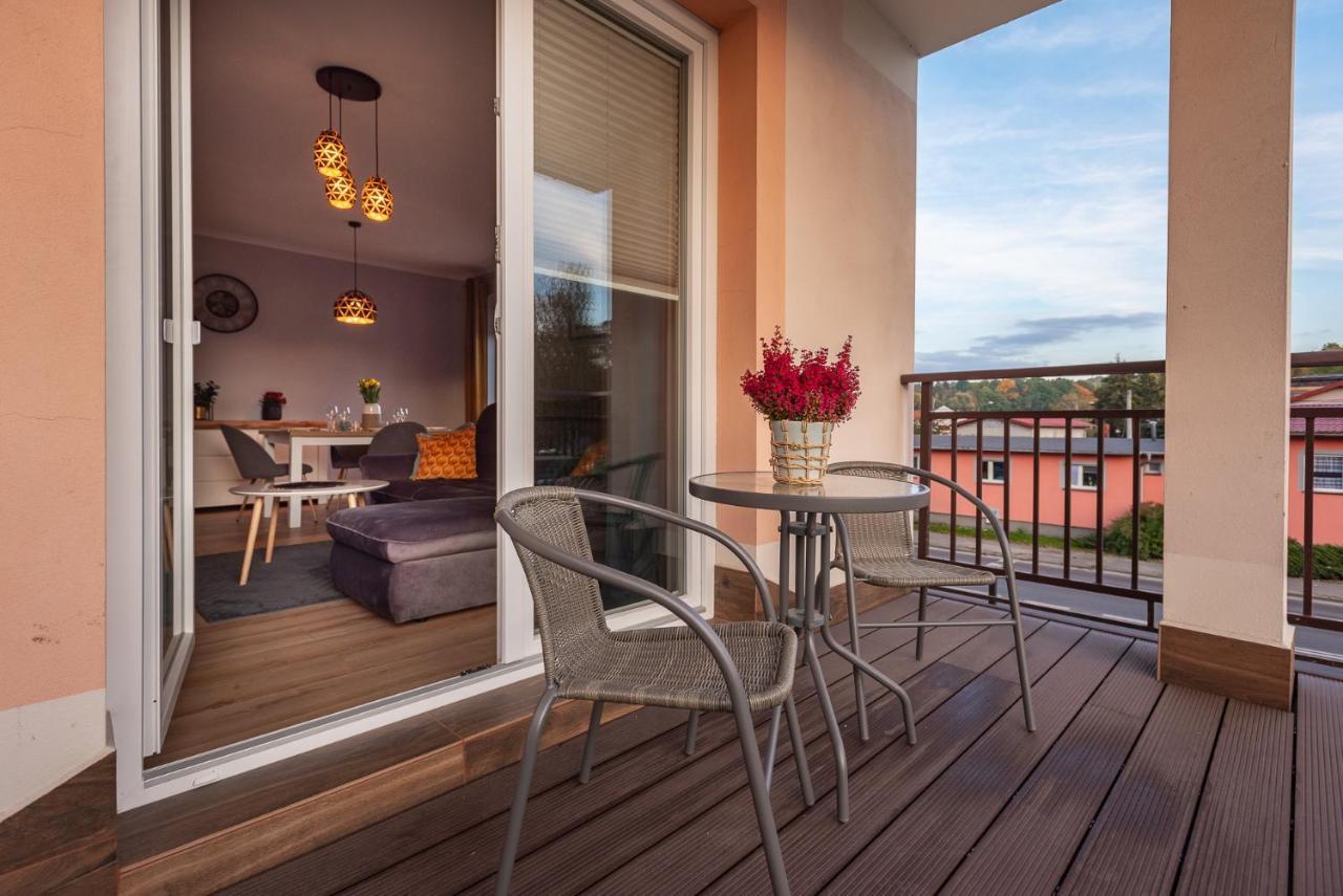 Apart Wolnosci Jelenia Góra Extérieur photo