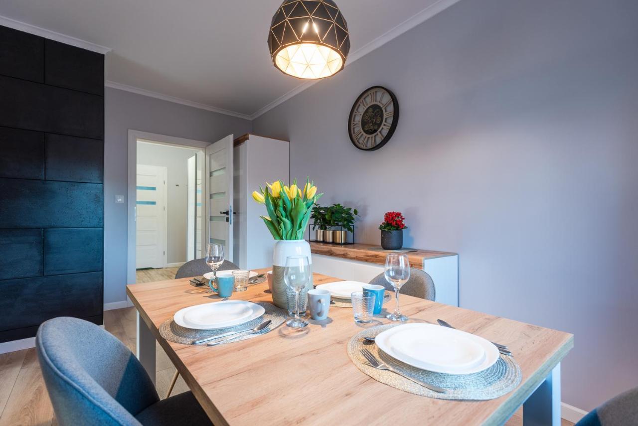 Apart Wolnosci Jelenia Góra Extérieur photo