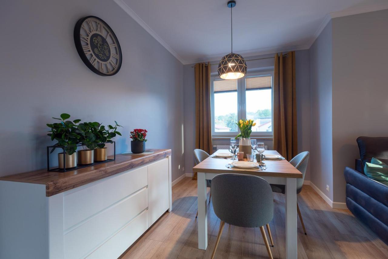 Apart Wolnosci Jelenia Góra Extérieur photo
