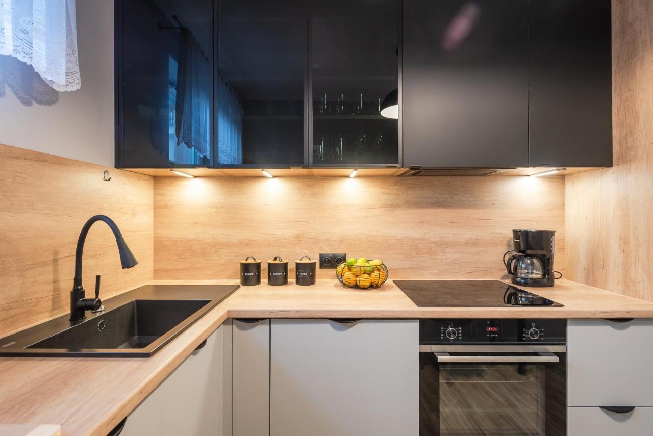Apart Wolnosci Jelenia Góra Extérieur photo